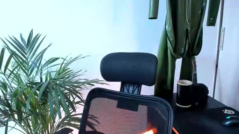 Meurif online show from October 11, 2025, 3:32 pm