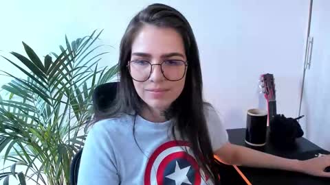 Meurif online show from November 5, 2025, 5:24 pm