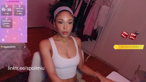 Snapshot of mew2wo chatting on November 24, 2025, 7:19 am mew2wo online show from November 24, 2025, 7:19 am