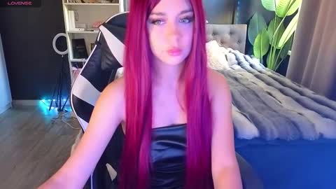 vollmond online show from November 4, 2025, 5:50 am