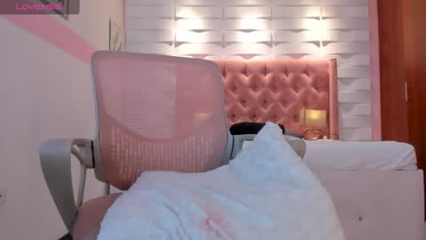 melissa online show from January 3, 2025, 7:38 am