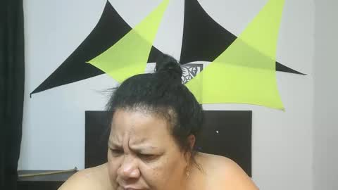 mhia1972 online show from April 3, 2026, 2:26 pm