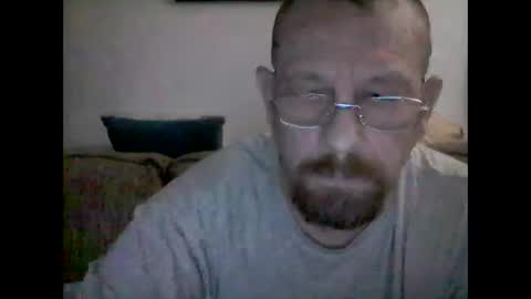 mhitch924 online show from March 8, 2026, 1:47 am