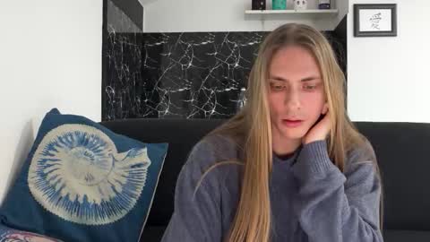 Snapshot of mi_chyort chatting on February 11, 2026, 3:39 pm Misha online show from February 11, 2026, 3:39 pm