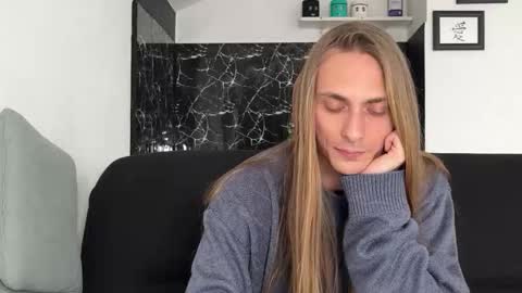 Snapshot of mi_chyort chatting on February 21, 2026, 1:01 pm Misha online show from February 21, 2026, 1:01 pm