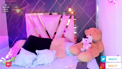 Mia online show from January 16, 2026, 3:43 am