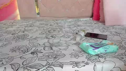 Snapshot of mia__blaze_ chatting on February 11, 2026, 3:00 am mia__blaze_ online show from February 11, 2026, 3:00 am