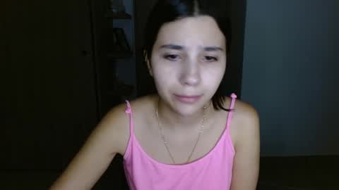 Mia online show from May 22, 2026, 4:19 am
