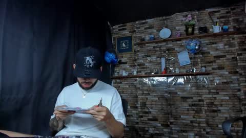 Mia and vincentt model indepent online show from October 4, 2025, 3:48 am