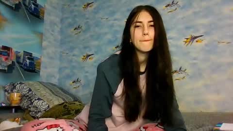 mia_beauti_live online show from March 15, 2026, 5:41 pm