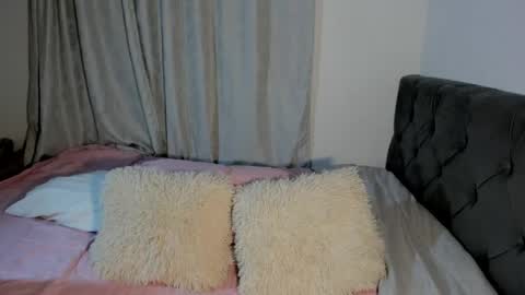 Snapshot of mia_blaiir chatting on June 5, 2026, 1:56 am Mia Blair online show from June 5, 2026, 1:56 am