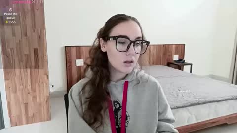 Snapshot of mia_boone chatting on October 29, 2025, 2:36 am mia_boone online show from October 29, 2025, 2:36 am