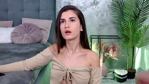 Snapshot of mia_carter99 chatting on December 11, 2024, 10:06 pm Freya Allen online show from December 11, 2024, 10:06 pm