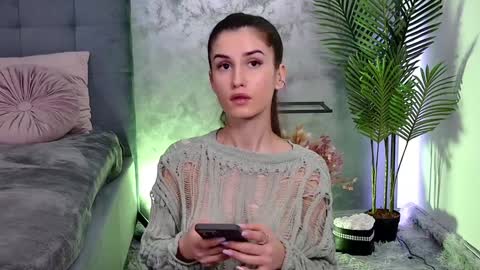 Snapshot of mia_carter99 chatting on February 6, 2025, 10:10 pm Freya Allen online show from February 6, 2025, 10:10 pm