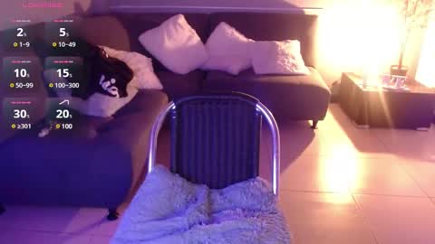 Snapshot of mia_collens_ chatting on January 7, 2025, 1:28 am MIA online show from January 7, 2025, 1:28 am