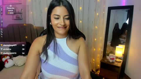 Mia  online show from January 11, 2025, 10:51 am