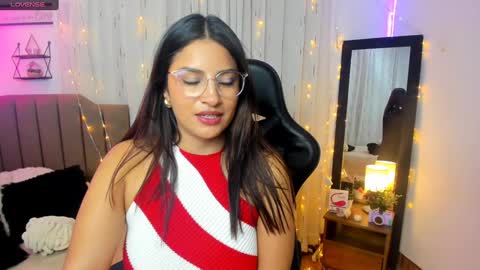 Mia  online show from January 15, 2025, 9:24 am