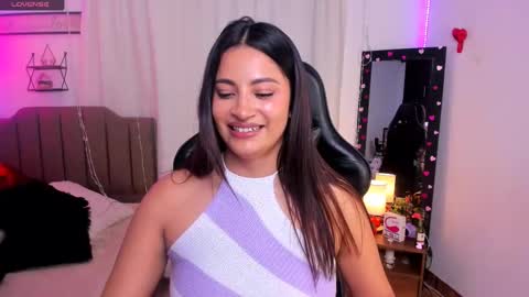 Mia  online show from February 12, 2025, 8:38 am