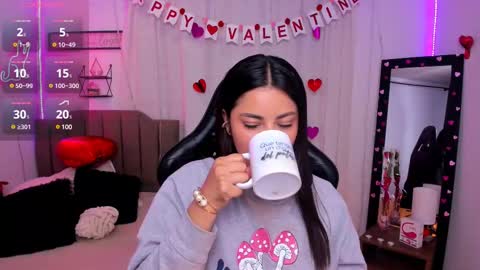 Mia  online show from February 19, 2025, 4:12 am