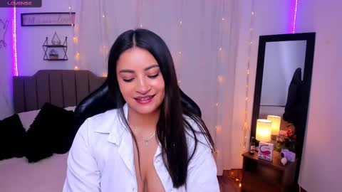 Mia  online show from February 22, 2025, 5:55 am