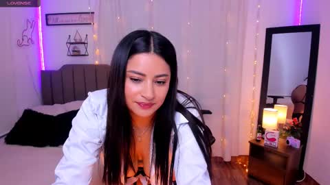 Mia  online show from February 22, 2025, 9:01 am