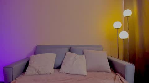 Sarah Luna online show from February 13, 2026, 7:43 pm