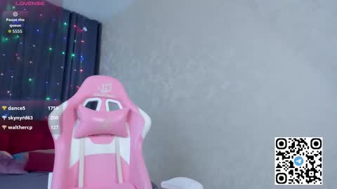 mia_e1fie online show from February 1, 2026, 1:09 pm