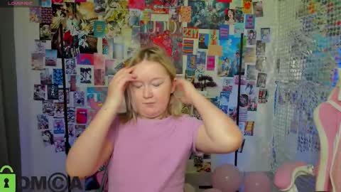 Mia online show from October 6, 2025, 7:06 am