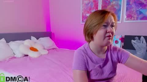 Mia online show from November 12, 2025, 2:56 am