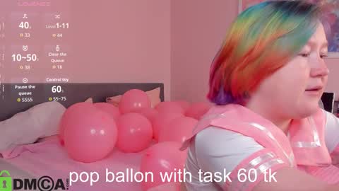 Snapshot of mia_ferd chatting on November 29, 2025, 4:04 am Mia online show from November 29, 2025, 4:04 am