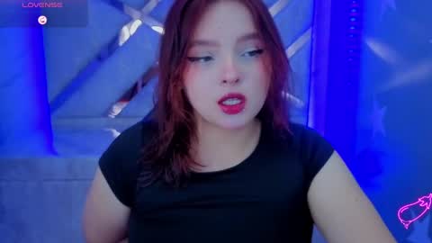 Mia online show from June 3, 2026, 1:25 pm