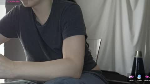 Golden ones online show from January 12, 2026, 1:27 pm