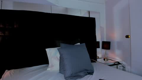 MIA online show from February 6, 2025, 9:17 pm