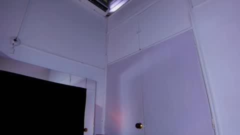 MIA online show from March 6, 2025, 9:20 pm