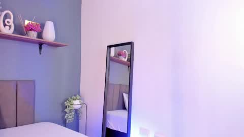 Snapshot of mia_gil_ chatting on September 24, 2025, 8:23 pm mia_gil_ online show from September 24, 2025, 8:23 pm