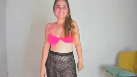 Mia online show from January 22, 2025, 2:48 am