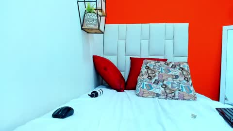 Snapshot of mia_horny69_ chatting on January 28, 2025, 5:46 pm MIA online show from January 28, 2025, 5:46 pm