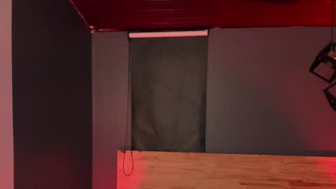 Val  online show from December 27, 2024, 1:53 am