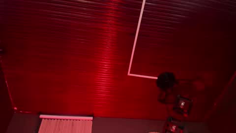 Val  online show from November 13, 2025, 11:31 am