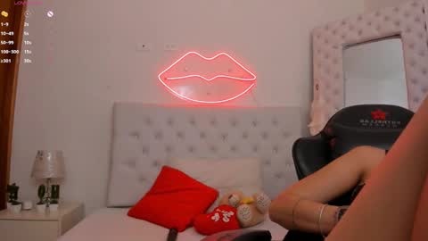    online show from January 28, 2025, 3:14 pm