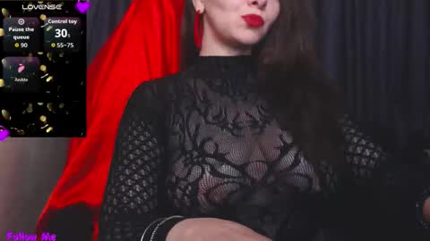 Snapshot of mia_joy8 chatting on October 7, 2025, 8:39 pm MiaJoy online show from October 7, 2025, 8:39 pm