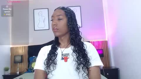 Mia online show from February 16, 2026, 1:07 pm