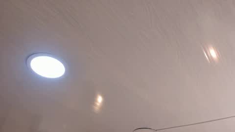 Mia online show from November 12, 2025, 3:07 am