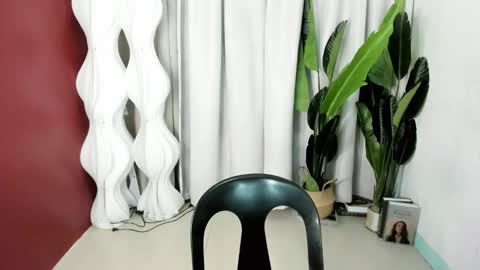 M I A online show from March 10, 2026, 2:49 am