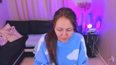 mia_meowxkiss online show from October 10, 2025, 3:33 pm