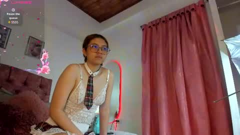 Snapshot of mia_nova5 chatting on July 8, 2026, 12:20 pm mia_nova5 online show from July 8, 2026, 12:20 pm