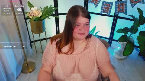 Sweet Mia online show from September 19, 2025, 5:46 pm