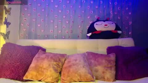 Snapshot of mia_petitebaby chatting on May 10, 2026, 3:01 am Ma online show from May 10, 2026, 3:01 am