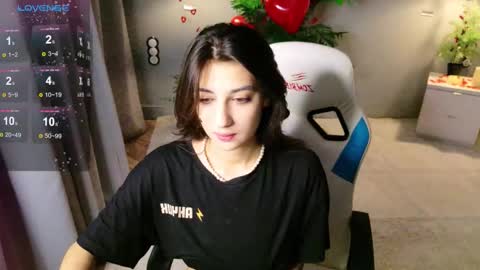 Mia online show from February 13, 2026, 4:25 pm