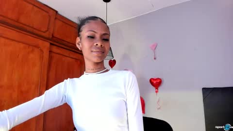 Snapshot of mia_rissi chatting on February 22, 2025, 2:41 pm Mia online show from February 22, 2025, 2:41 pm